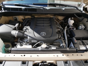 タンドラ新車並行　ベンチシート　コラムシフト