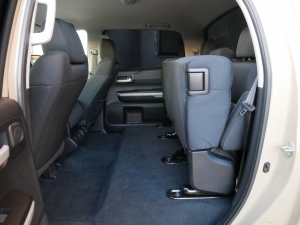 タンドラ新車並行　ベンチシート　コラムシフト