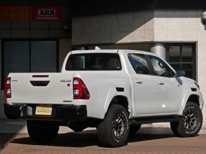 ハイラックス登録済み未使用車　リフトアップ　BFグッドリッチ