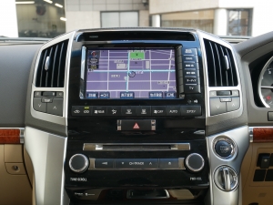 ランクル２００フルエアロ　本革シート