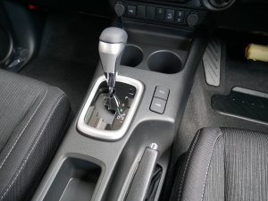 ハイラックスリフトアップ　未使用車