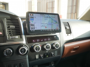 セコイア新車並行　レッドロックレザー