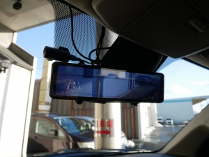 セコイア新車並行　レッドロックレザー