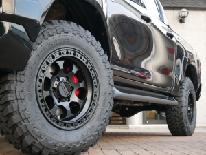 ハイラックス登録済み未使用車　リフトアップ　BFグッドリッチ