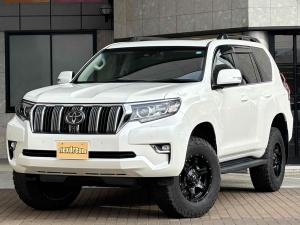 ランクルプラド　150系 ランドクルーザープラド型式：CBA-TRJ150W（トヨタ）のクルマ