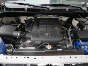 タンドラ新車並行　2018年モデル　リフトアップ
