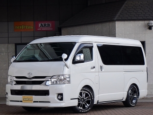 ハイエースＷハイエースワゴン　4WD