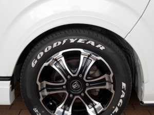 ハイエースワゴンハイエースワゴン　4WD
