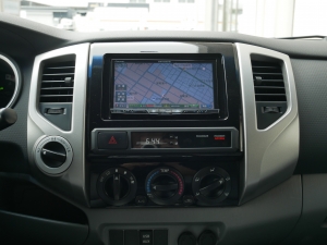 タコマ新車並行　2014年モデル
