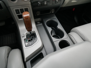 タンドラ2012年モデル　新車並行　リフトアップ