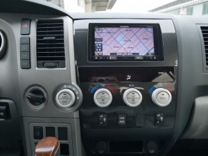 タンドラ2012年モデル　新車並行　リフトアップ