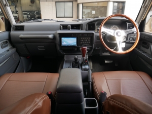 ランクル８０丸目フェイス　ナローボディ仕様