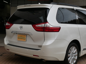 シエナ新車並行　2015年モデル　最上級グレード