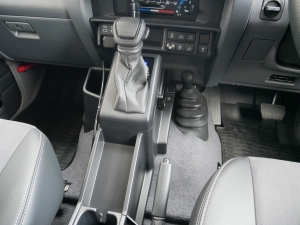 ランクル７０再再販70　ARB4x4カスタム　人気のベージュ