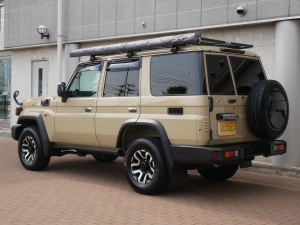 ランクル７０再再販70　ARB4x4カスタム　人気のベージュ