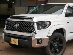 タンドラ新車並行　2019年モデル　ハードシャル