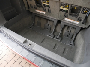シエナ新車並行　2017年モデル　8速AT