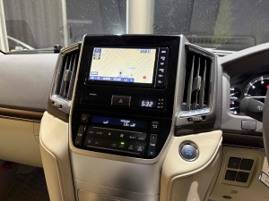 ランクル２００フルノ―マル　ベージュ内装