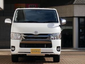 ハイエースバンディーゼル4WD　ベッド付き　車中泊