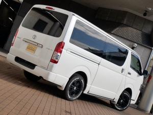 ハイエースバンディーゼル4WD　ベッド付き　車中泊