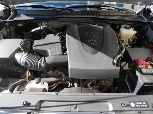 タコマ新車並行　2019年モデル　リフトアップ