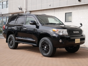 ランクル２００リフトアップ　TOYOTAロゴグリル