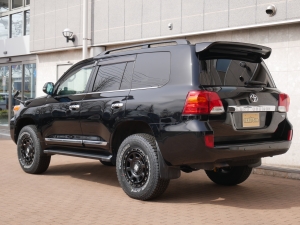 ランクル２００リフトアップ　TOYOTAロゴグリル