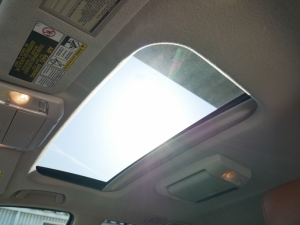 セコイア新車並行　最上級グレード　リフトアップ