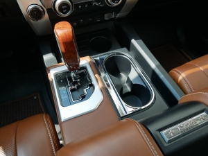 タンドラ新車並行　2020年モデル　スマートキー