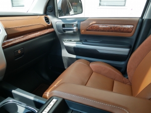 タンドラ新車並行　2020年モデル　スマートキー