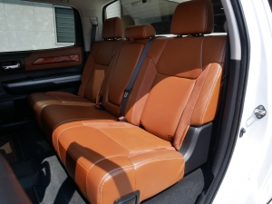 タンドラ新車並行　2020年モデル　スマートキー