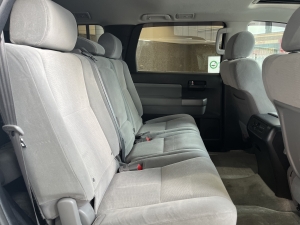 セコイア新車平行　1ナンバー登録済み　リフトアップ