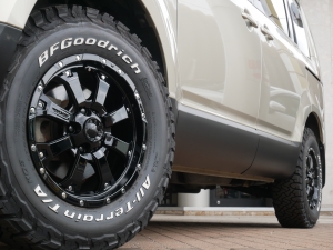 デリカＤ５低走行　ゴールド　MKW　BFグットリッチ