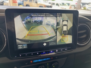 タコマ新車並行　２０２１年モデル