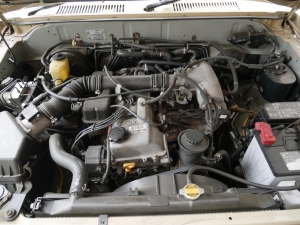 ランクルプラド95系低走行　丸目フェイス　リフトアップ