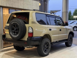 ランクルプラド95系低走行　丸目フェイス　リフトアップ