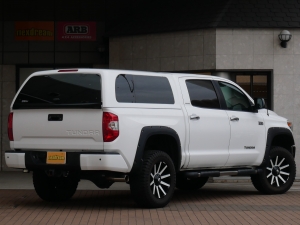 タンドラ新車並行　２０１４年モデル　ＬＥＤヘッドランプ