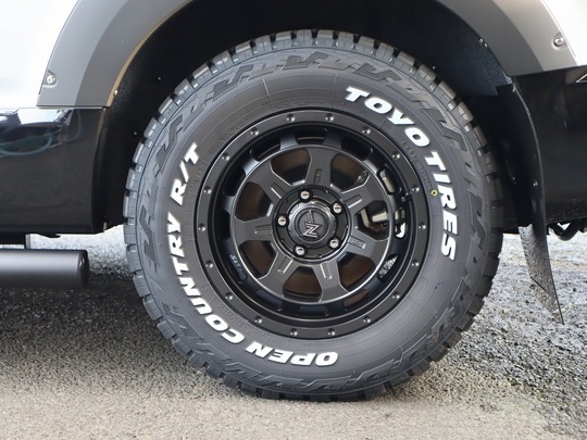 デリカD5 三菱デリカD5 シャモニー 新車・中古車