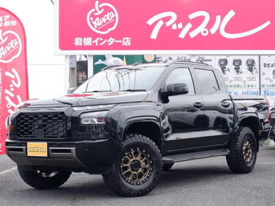 トライトン三菱ピックアップトラック　トライトン