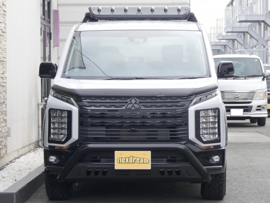デリカD5 三菱デリカD5 シャモニー 新車・中古車