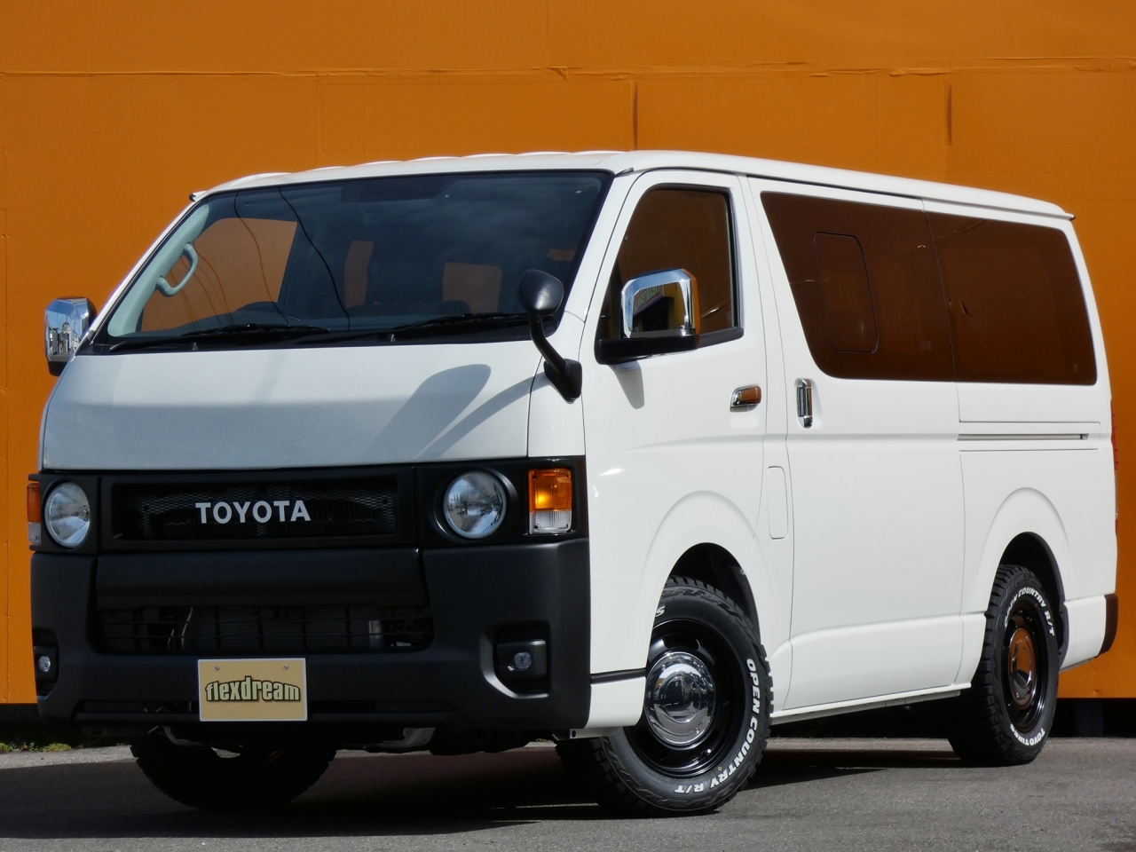 ハイエースバン　２ＷＤ