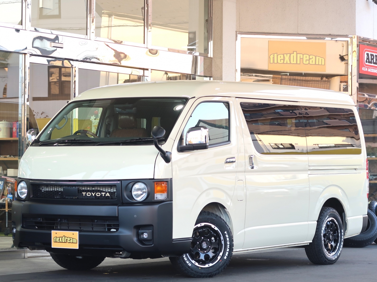 ハイエースワゴン　２ＷＤ