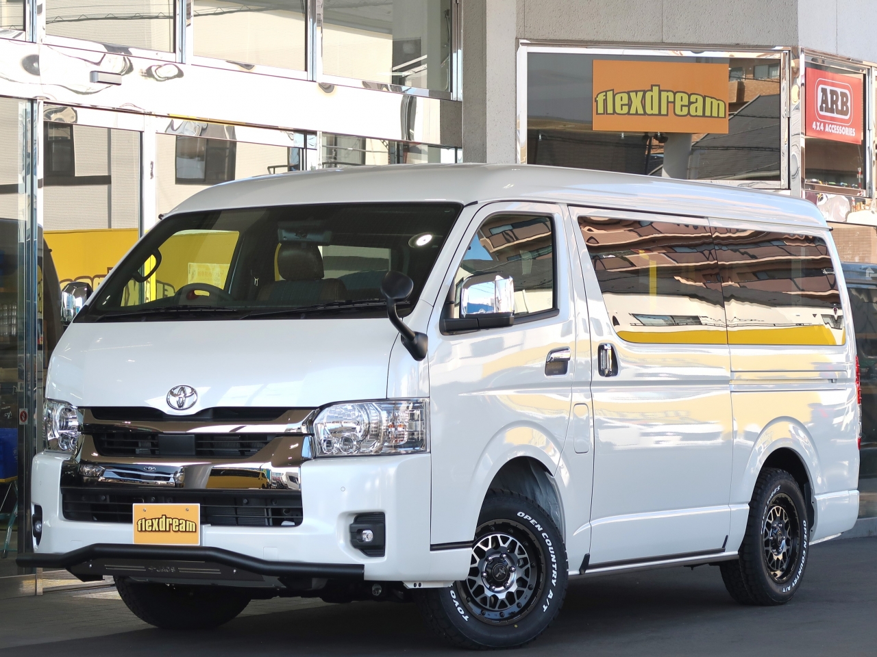 ハイエースバン　４ＷＤ