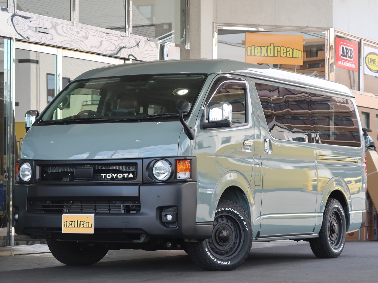 ハイエースバン　４ＷＤ