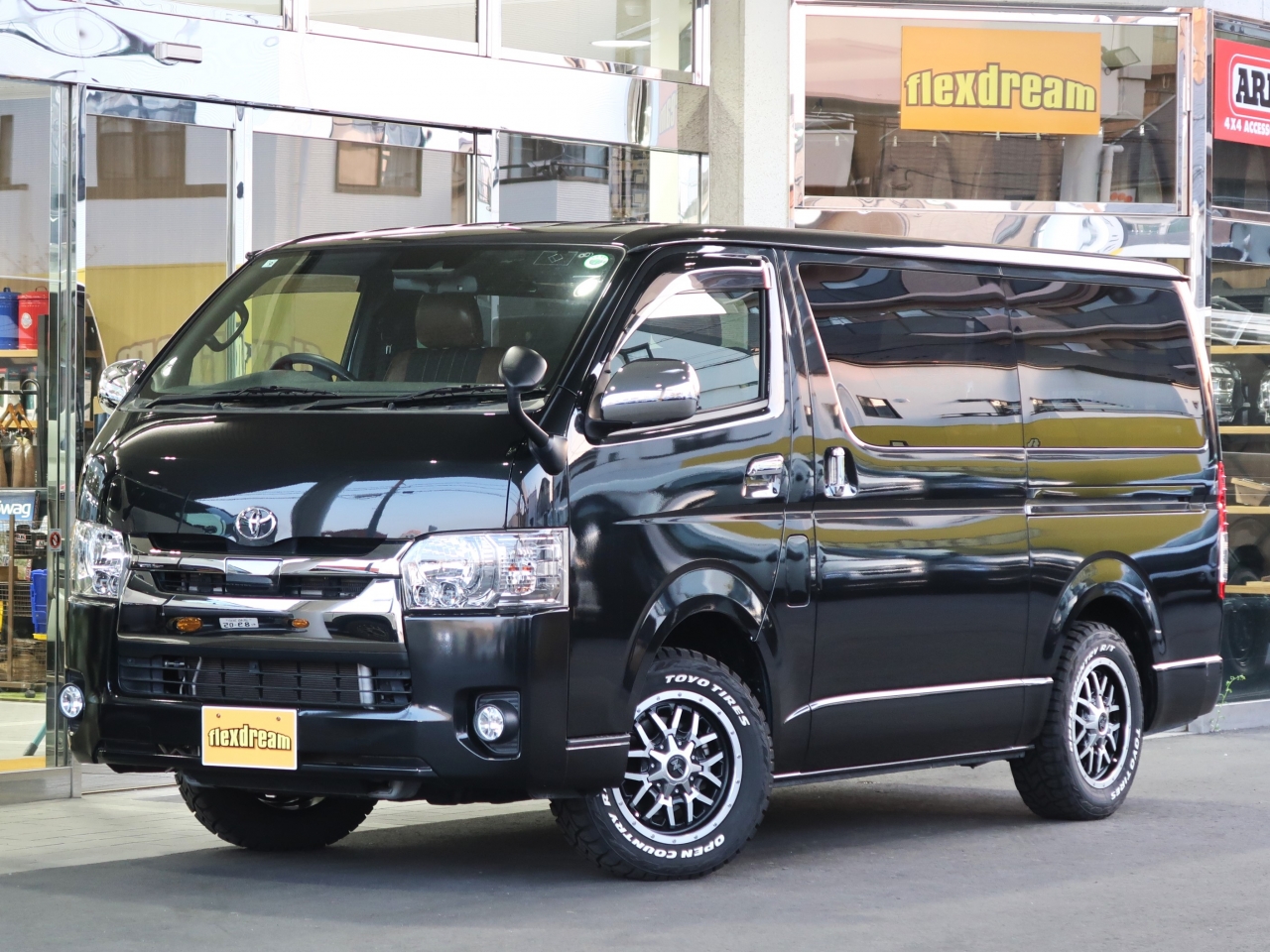 ハイエースバン　２ＷＤ