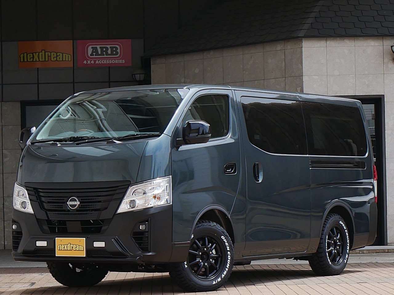キャラバンＶ　４ＷＤ