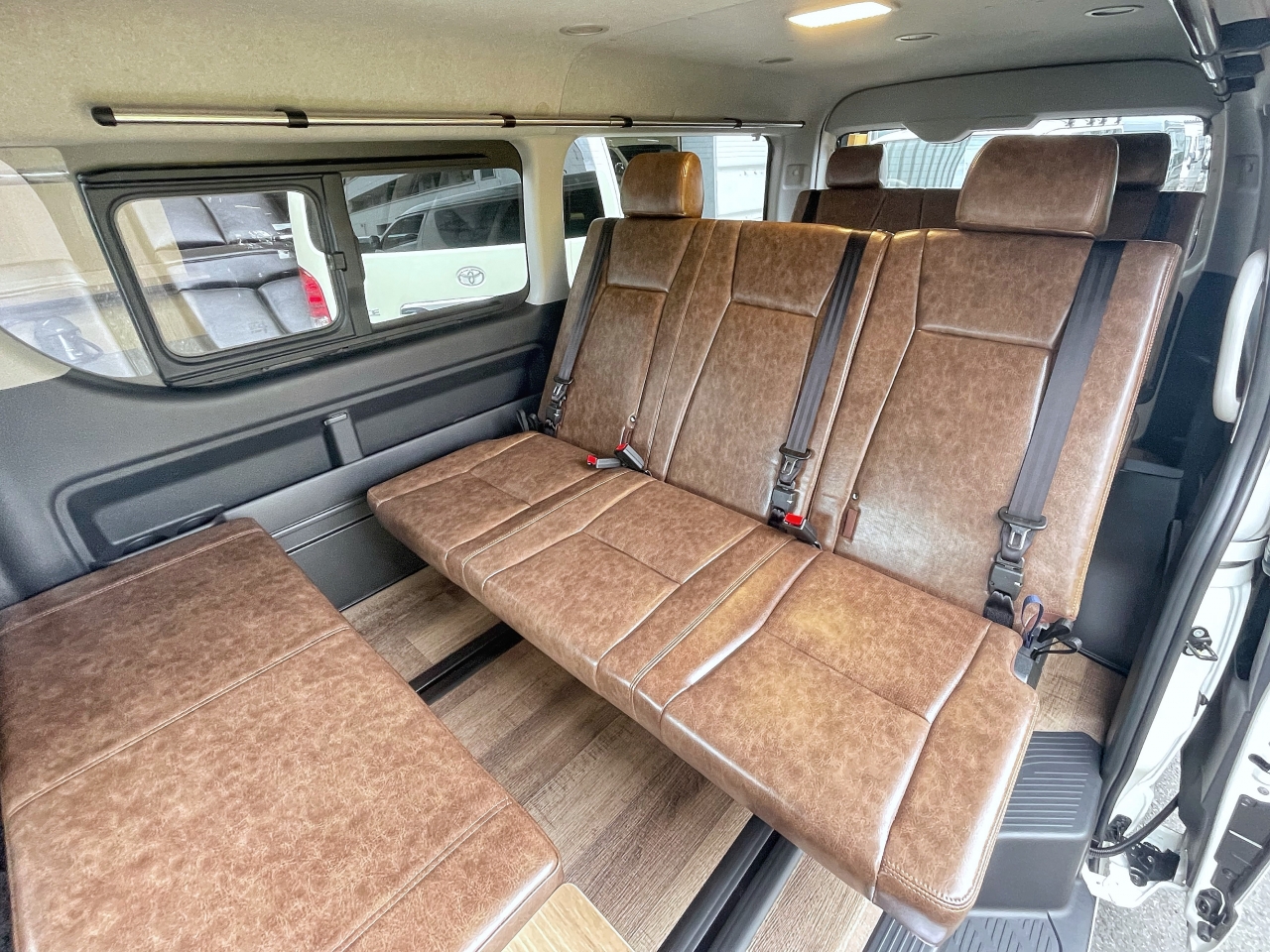 ハイエースワゴン　４ＷＤ　CA1758