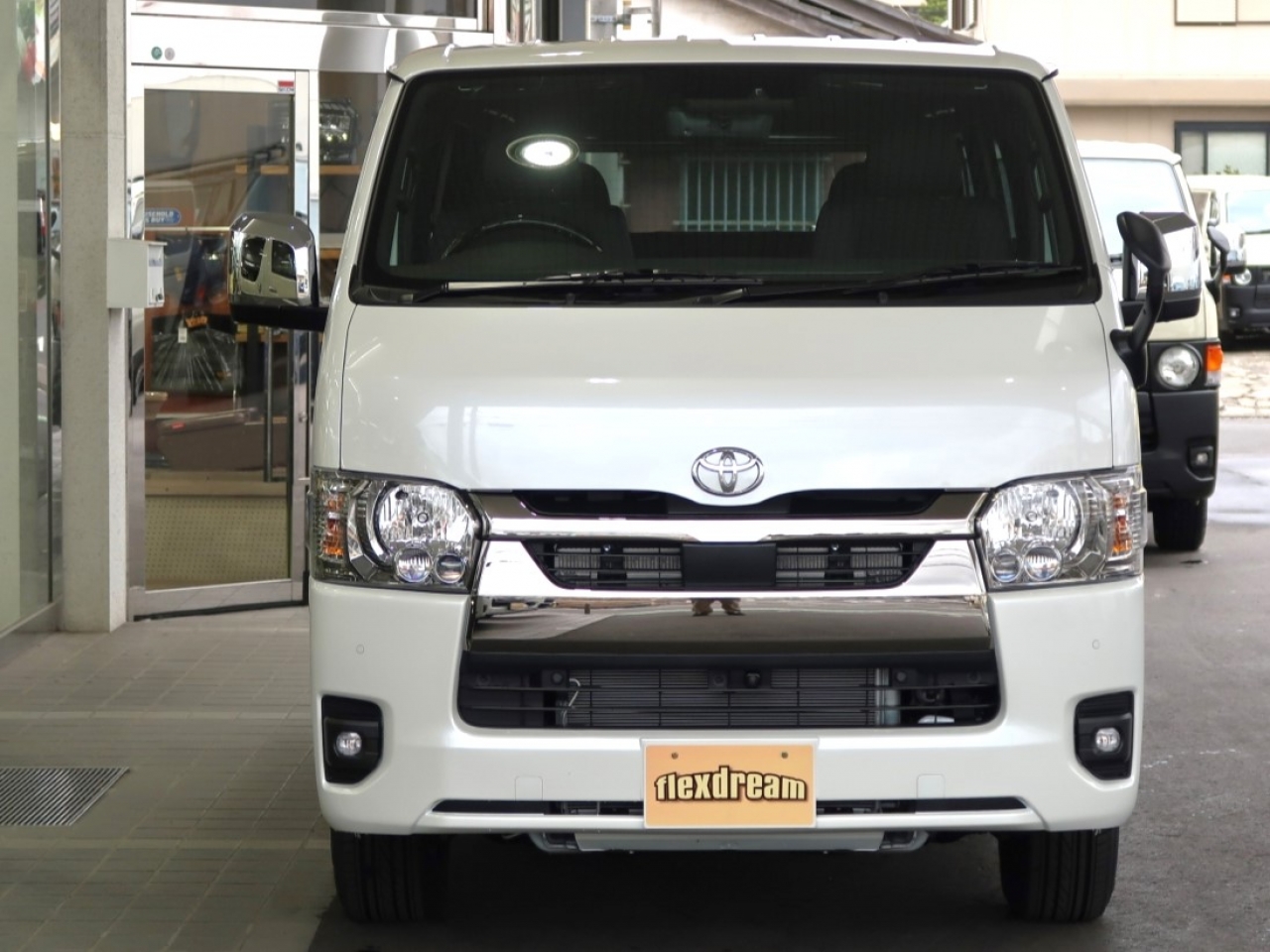 ハイエースバン　４ＷＤ　CM3331