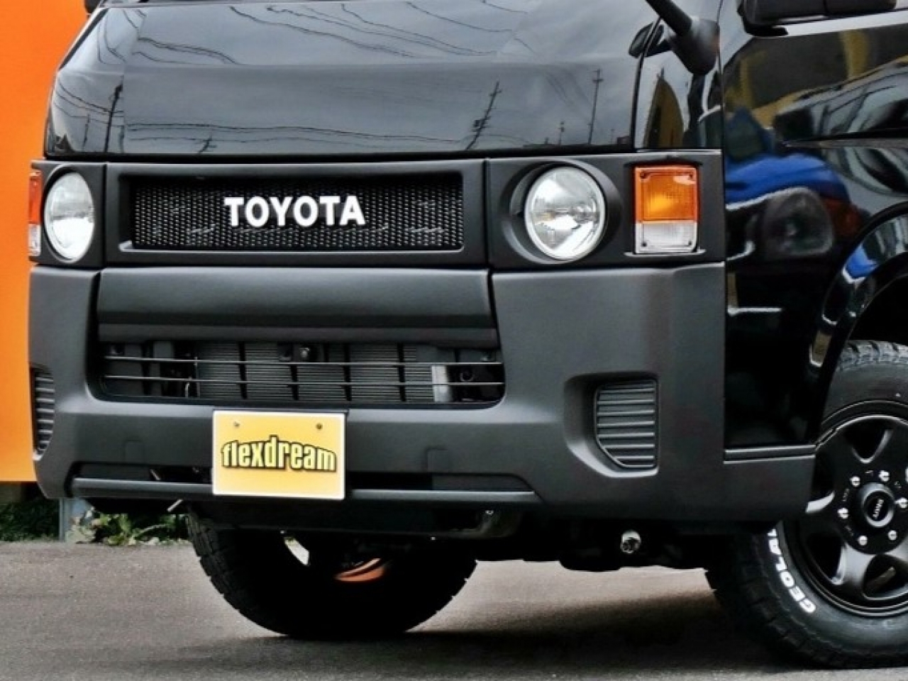 ハイエースバン　２ＷＤ