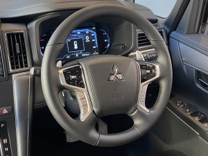 デリカＤ５ARB　Diシート　新型デリカ